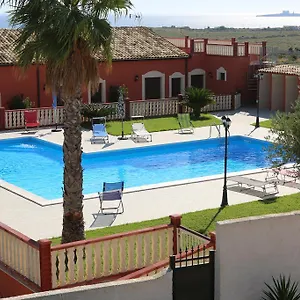 Calafarina Holiday home